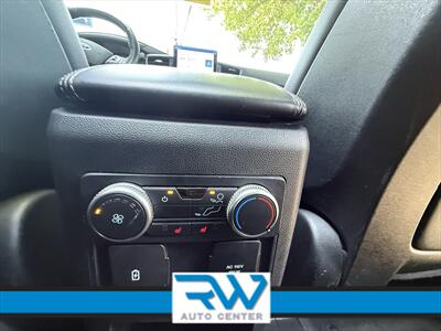 2020 Ford Explorer Limited   - Photo 18 - Ukiah, CA 95482