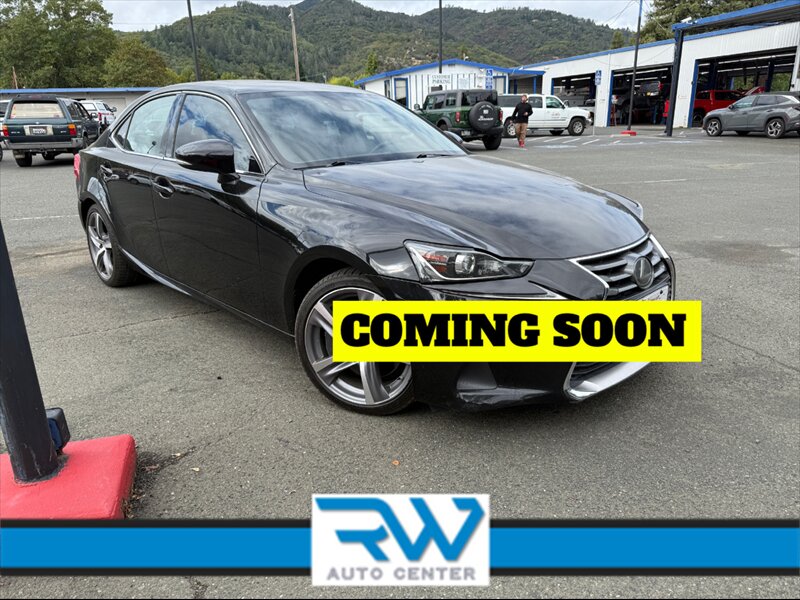 2018 Lexus IS
