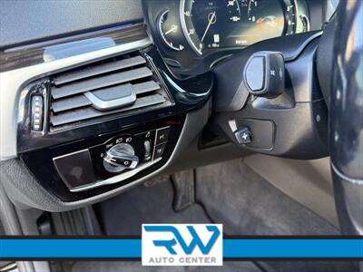 2019 BMW 530i xDrive - Photo 14 - Ukiah, CA 95482