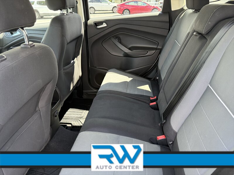2015 Ford Escape SE - Photo 7 - Ukiah, CA 95482