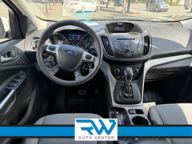 2015 Ford Escape SE - Photo 8 - Ukiah, CA 95482