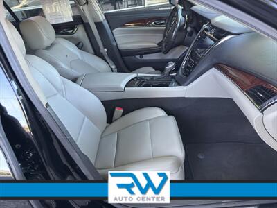 2018 Cadillac CTS 2.0T   - Photo 10 - Ukiah, CA 95482