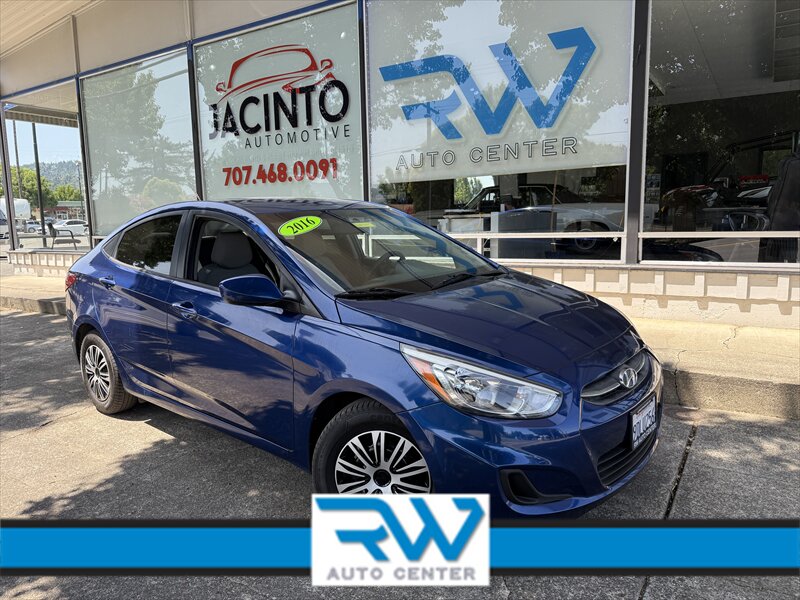 2016 Hyundai ACCENT SE  