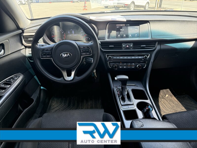 2018 Kia Optima LX - Photo 8 - Ukiah, CA 95482