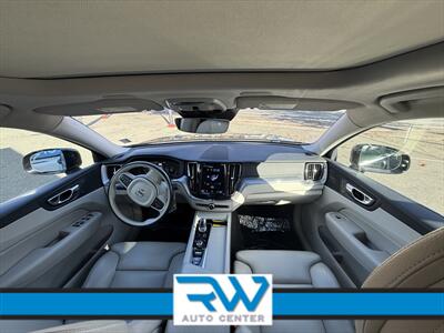 2019 Volvo XC60 T8 eAWD Momentum - Photo 11 - Ukiah, CA 95482