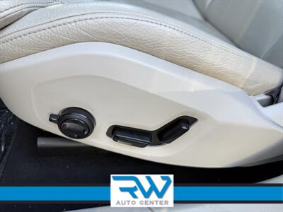 2019 Volvo XC60 T8 eAWD Momentum - Photo 17 - Ukiah, CA 95482