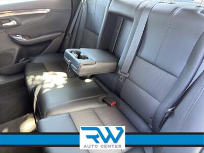 2014 Chevrolet Impala LT   - Photo 8 - Ukiah, CA 95482