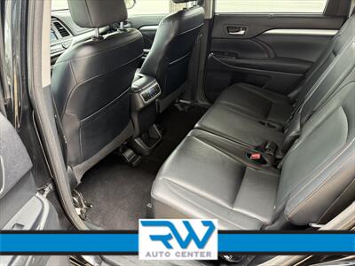 2015 Toyota Highlander XLE   - Photo 5 - Ukiah, CA 95482