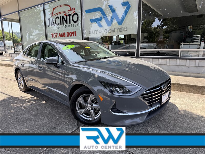 2021 Hyundai SONATA SE  