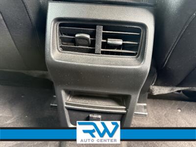 2020 Ford Edge SE   - Photo 9 - Ukiah, CA 95482