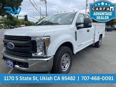 2018 Ford F-350 XLT  Utility Body - Photo 2 - Ukiah, CA 95482