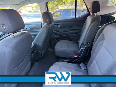 2019 Chevrolet Traverse LT Cloth - Photo 6 - Ukiah, CA 95482