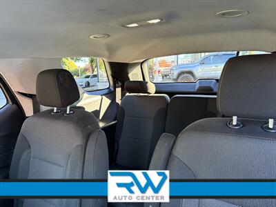 2019 Chevrolet Traverse LT Cloth - Photo 7 - Ukiah, CA 95482