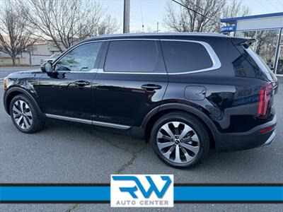 2022 Kia Telluride EX   - Photo 4 - Ukiah, CA 95482