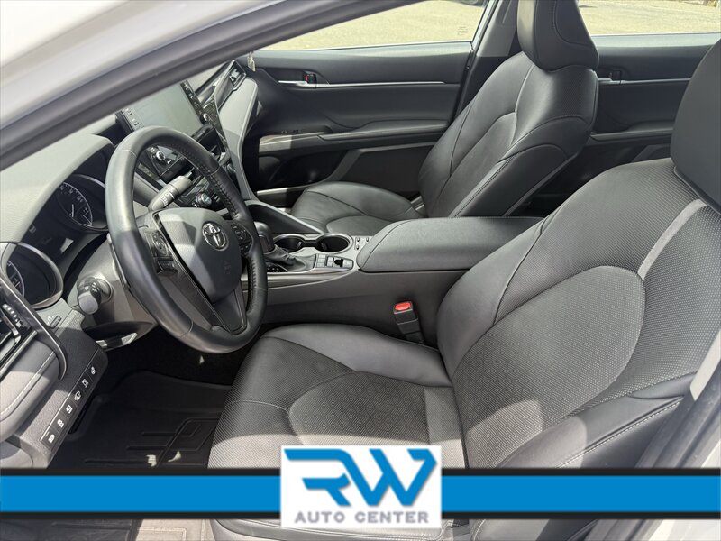 2022 Toyota Camry Hybrid XSE - Photo 12 - Ukiah, CA 95482