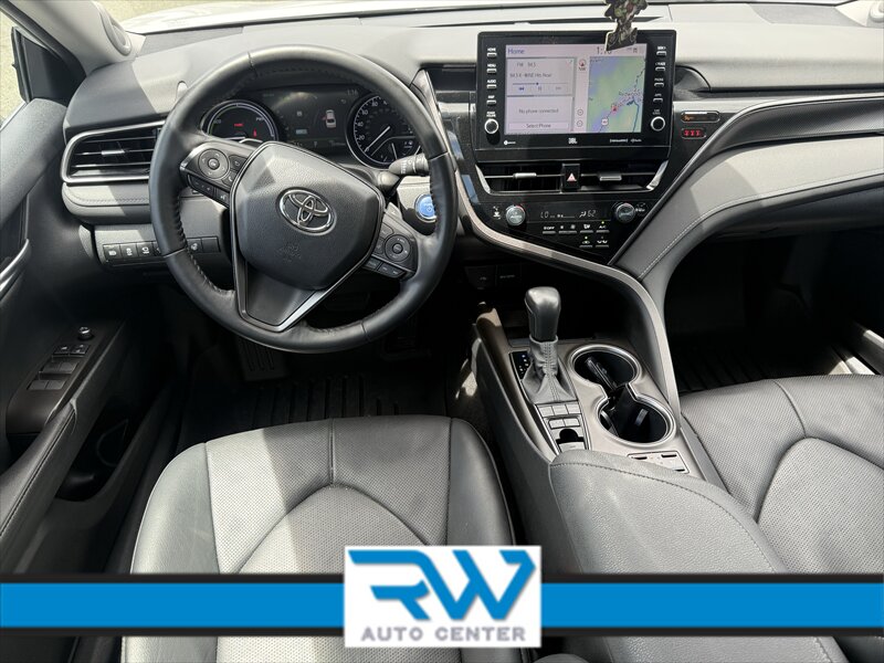 2022 Toyota Camry Hybrid XSE - Photo 10 - Ukiah, CA 95482