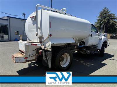 2013 Ford F-750 Super Duty   - Photo 3 - Ukiah, CA 95482