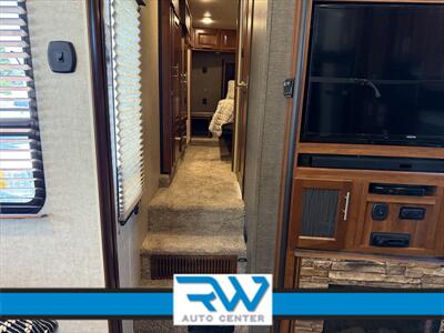 2015 Keystone RV FZ325 Alpine   - Photo 15 - Ukiah, CA 95482