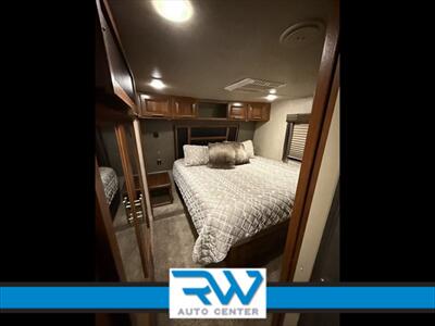 2015 Keystone RV FZ325 Alpine   - Photo 22 - Ukiah, CA 95482