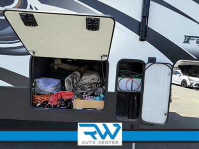 2015 Keystone RV FZ325 Alpine   - Photo 39 - Ukiah, CA 95482