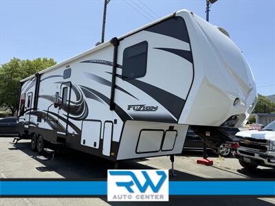 2015 Keystone RV FZ325 Alpine   - Photo 45 - Ukiah, CA 95482
