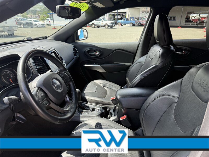 2019 Jeep Cherokee Limited - Photo 10 - Ukiah, CA 95482