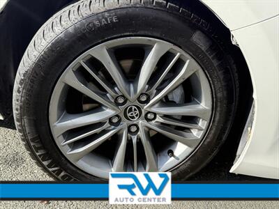 2015 Toyota Camry SE   - Photo 20 - Ukiah, CA 95482