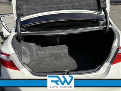 2015 Toyota Camry SE   - Photo 19 - Ukiah, CA 95482