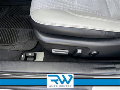 2015 Toyota Camry SE   - Photo 15 - Ukiah, CA 95482