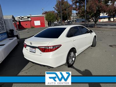 2015 Toyota Camry SE   - Photo 5 - Ukiah, CA 95482