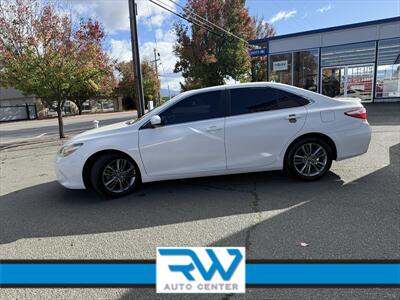 2015 Toyota Camry SE   - Photo 3 - Ukiah, CA 95482