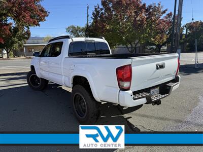 2017 Toyota Tacoma TRD Sport   - Photo 4 - Ukiah, CA 95482