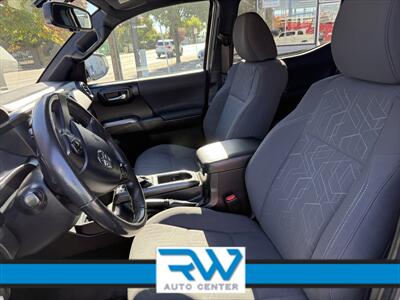 2017 Toyota Tacoma TRD Sport   - Photo 12 - Ukiah, CA 95482