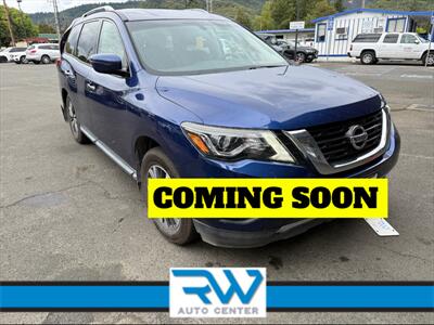 2017 Nissan Pathfinder S   - Photo 1 - Ukiah, CA 95482