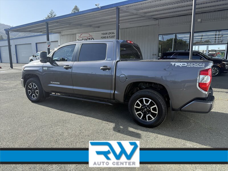 2018 Toyota Tundra SR5 - Photo 5 - Ukiah, CA 95482