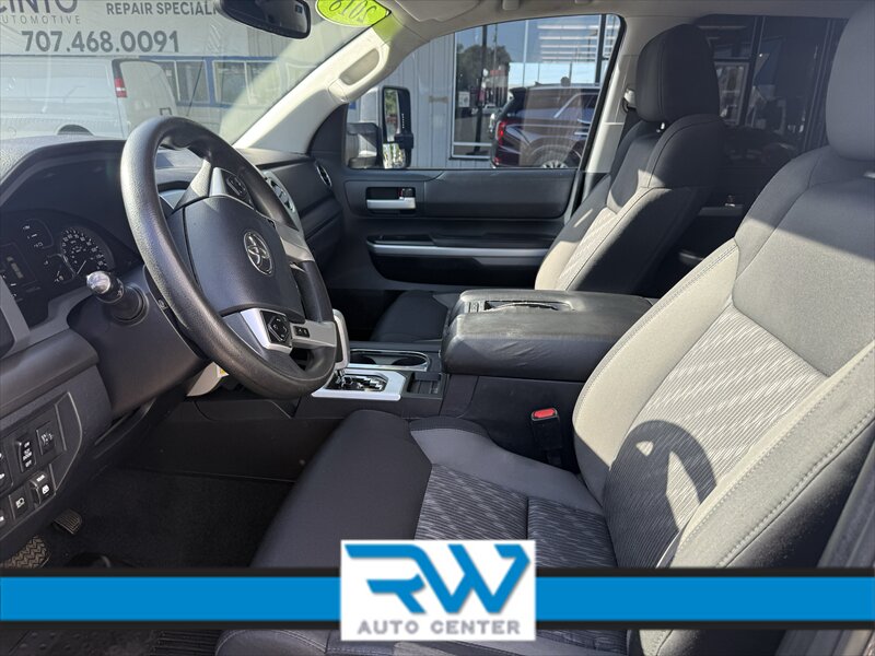 2018 Toyota Tundra SR5 - Photo 10 - Ukiah, CA 95482