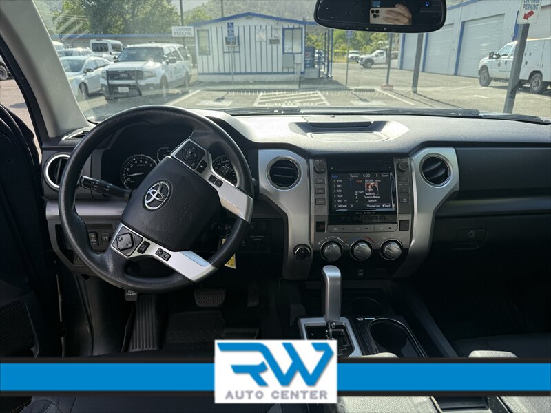 2018 Toyota Tundra SR5 - Photo 8 - Ukiah, CA 95482