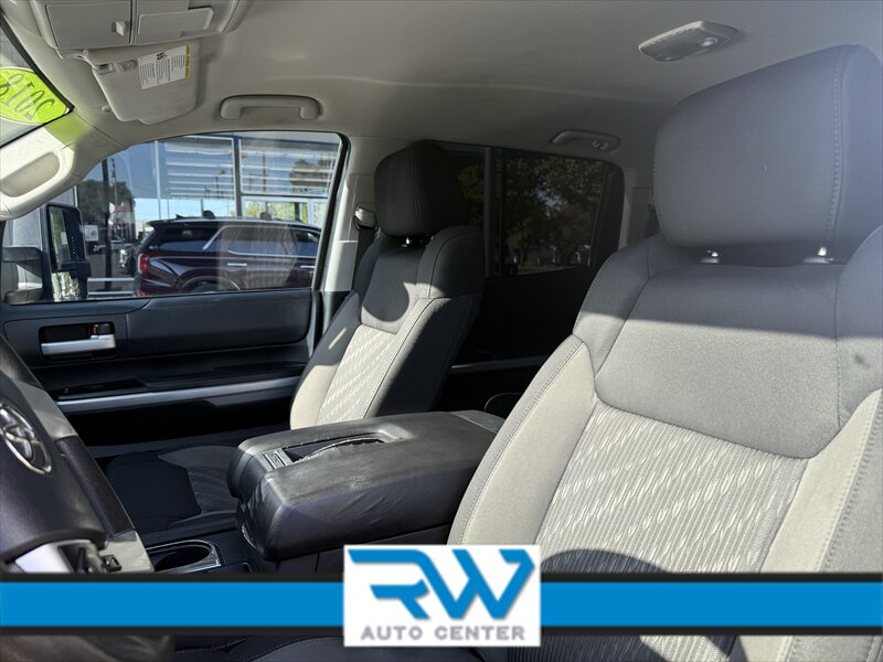 2018 Toyota Tundra SR5 - Photo 11 - Ukiah, CA 95482