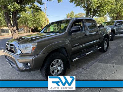 2015 Toyota Tacoma V6   - Photo 4 - Ukiah, CA 95482