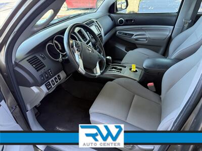 2015 Toyota Tacoma V6   - Photo 8 - Ukiah, CA 95482