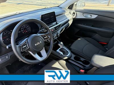 2023 Kia Forte LXS   - Photo 9 - Ukiah, CA 95482