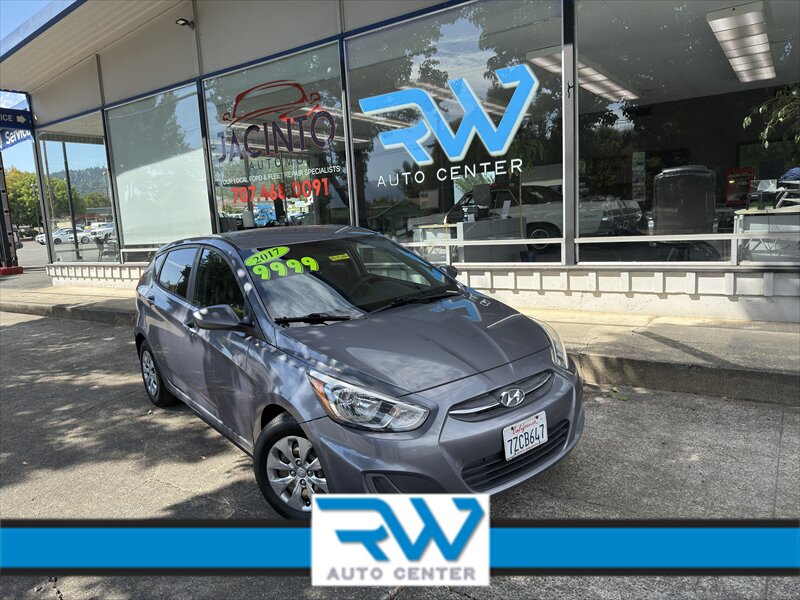 2017 Hyundai ACCENT SE  