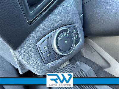 2017 Ford Escape Titanium   - Photo 9 - Ukiah, CA 95482