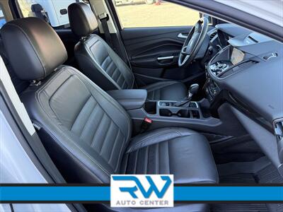 2017 Ford Escape Titanium   - Photo 14 - Ukiah, CA 95482