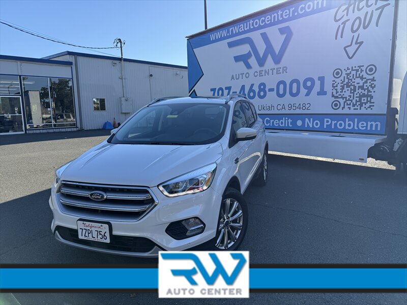 2017 Ford Escape Titanium   - Photo 1 - Ukiah, CA 95482
