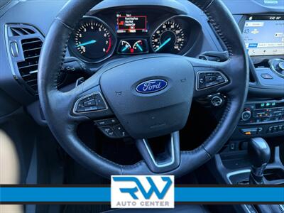 2017 Ford Escape Titanium   - Photo 11 - Ukiah, CA 95482