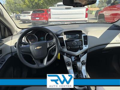 2015 Chevrolet Cruze LS Auto   - Photo 9 - Ukiah, CA 95482