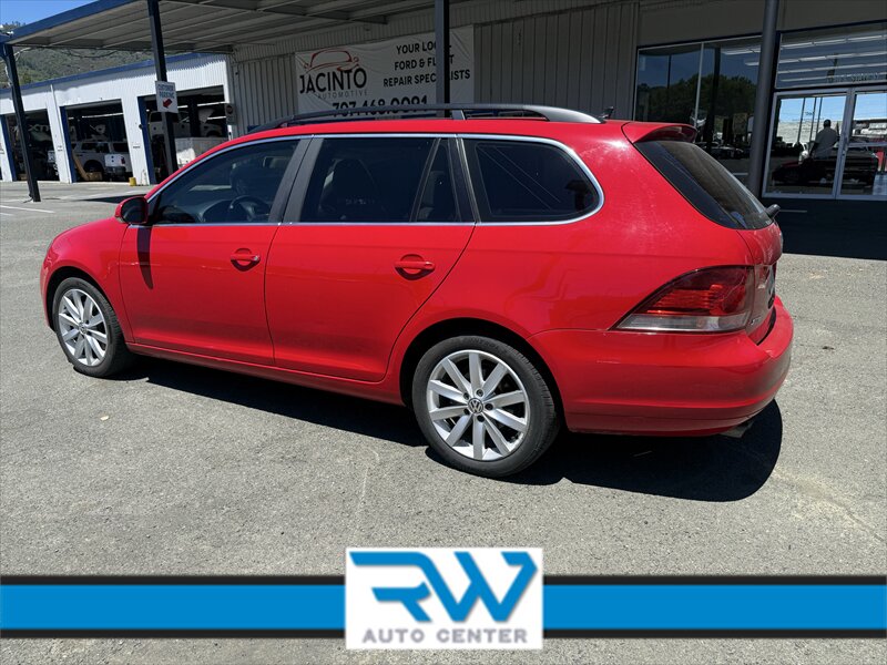2013 Volkswagen Jetta SportWagen TDI - Photo 4 - Ukiah, CA 95482