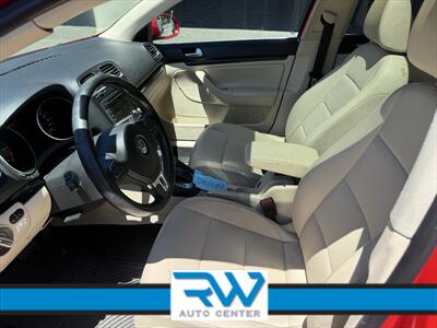 2013 Volkswagen Jetta SportWagen TDI - Photo 10 - Ukiah, CA 95482