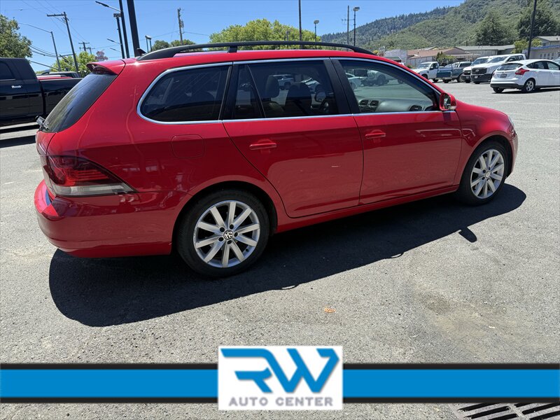 2013 Volkswagen Jetta SportWagen TDI - Photo 3 - Ukiah, CA 95482